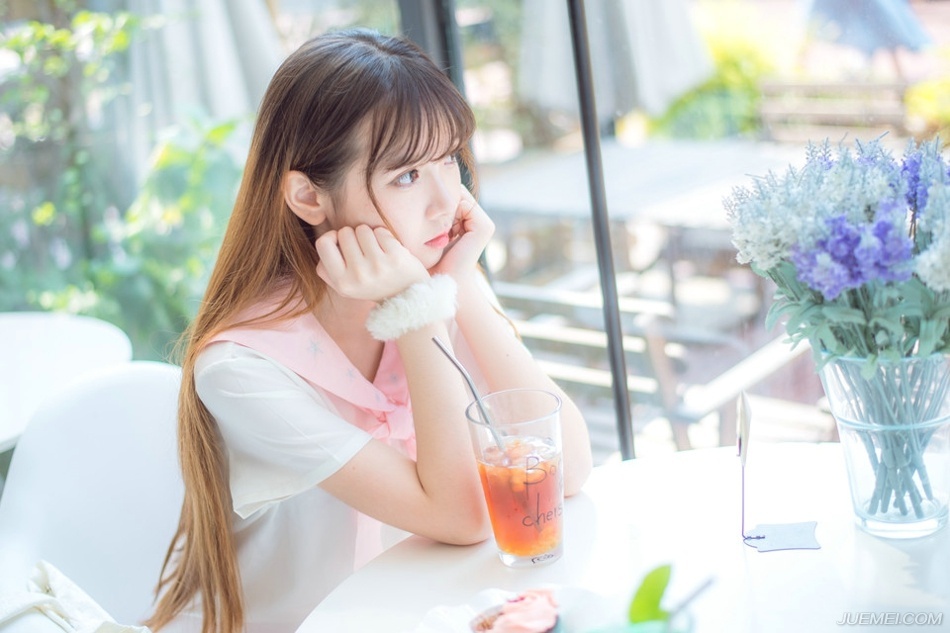 “是也不是。”贾诩微笑道。